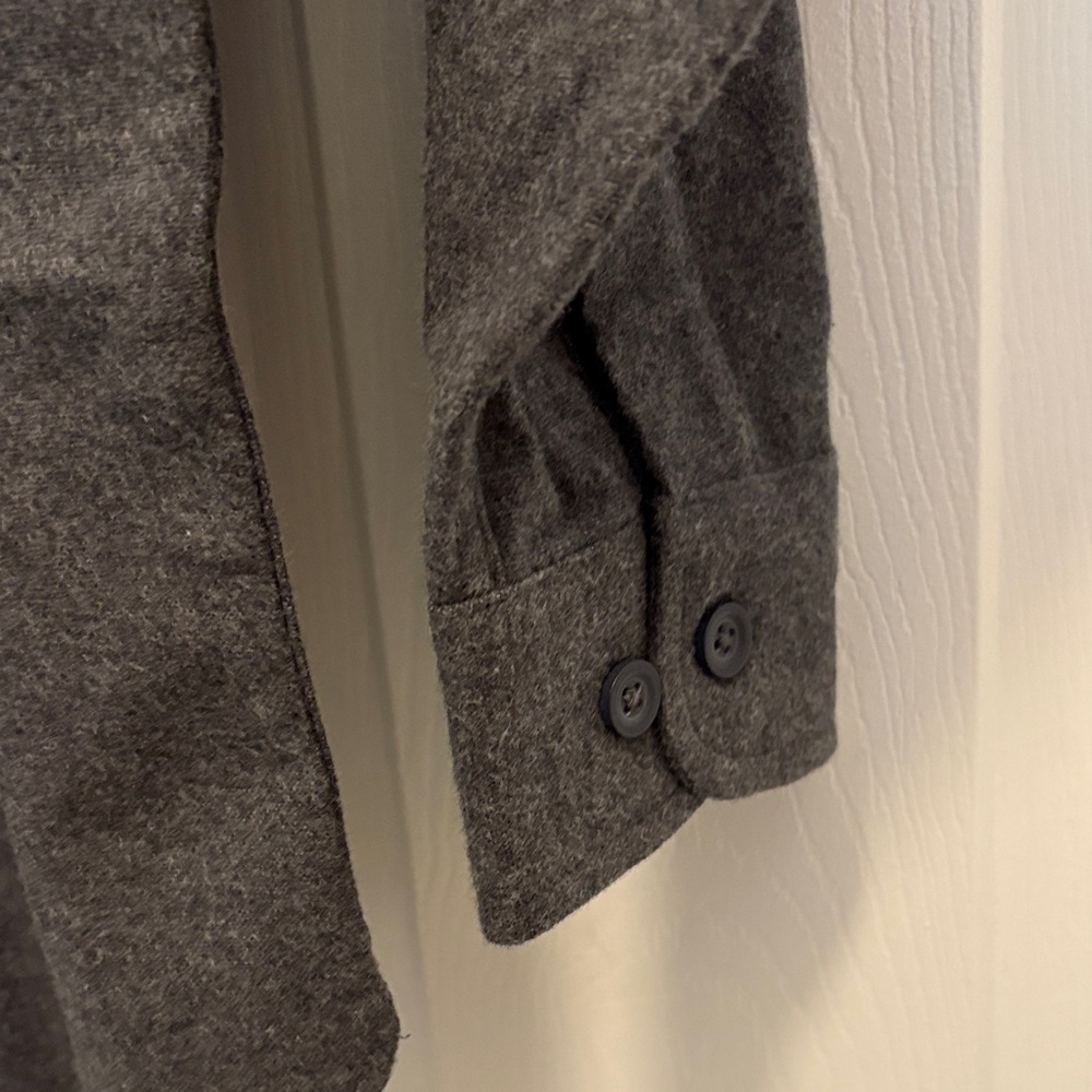 L.L. Bean Men's Chamois Shirt Slightly Fitted - Picture 7 of 8